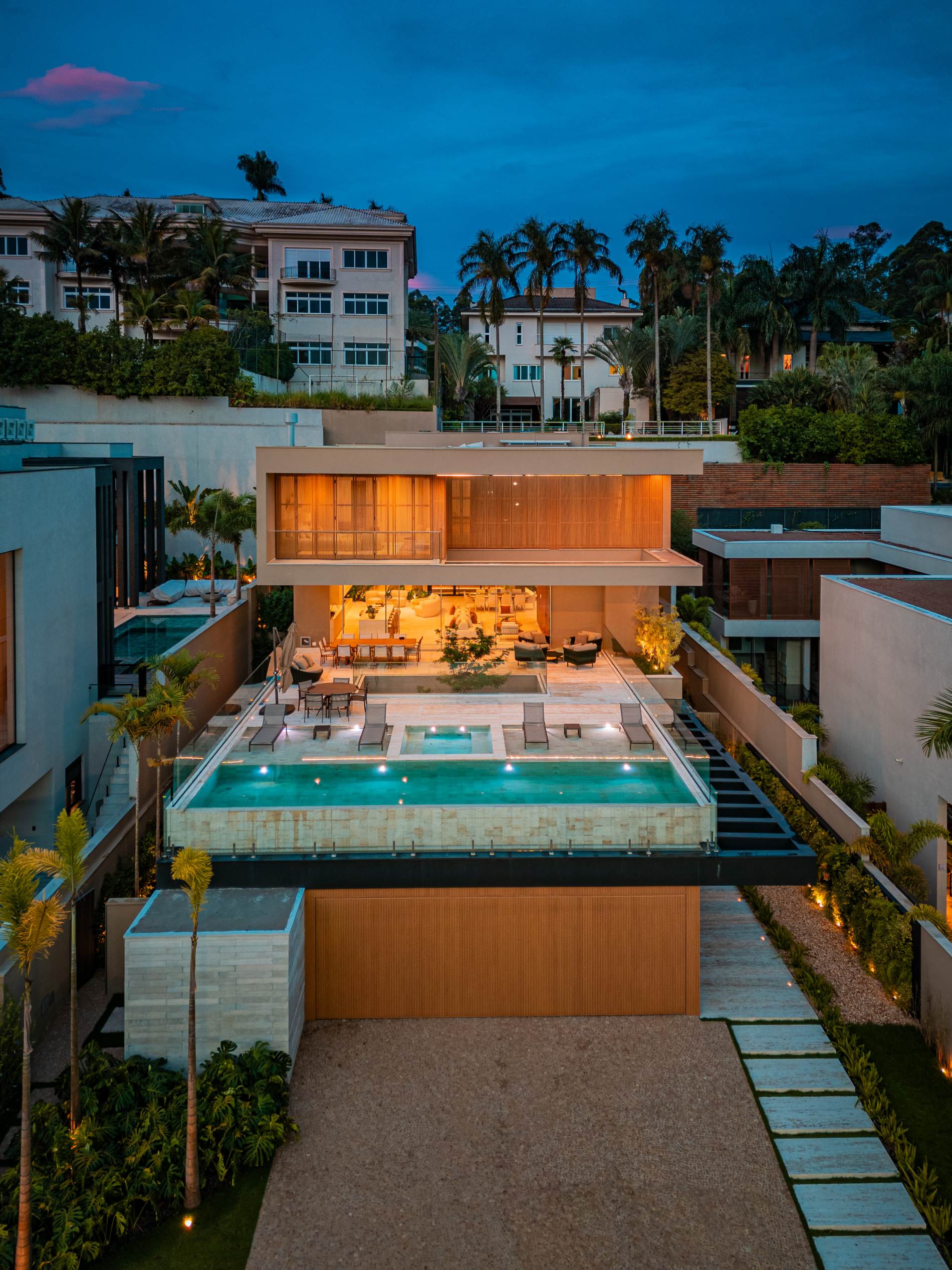 Compre e alugue com quem entende!